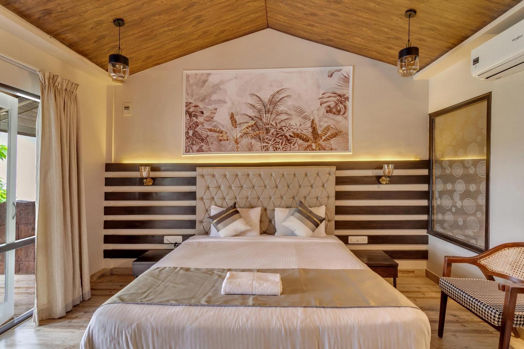 Skon Morjim Beach Resort By Orion Hotels Старый Гоа Экстерьер фото