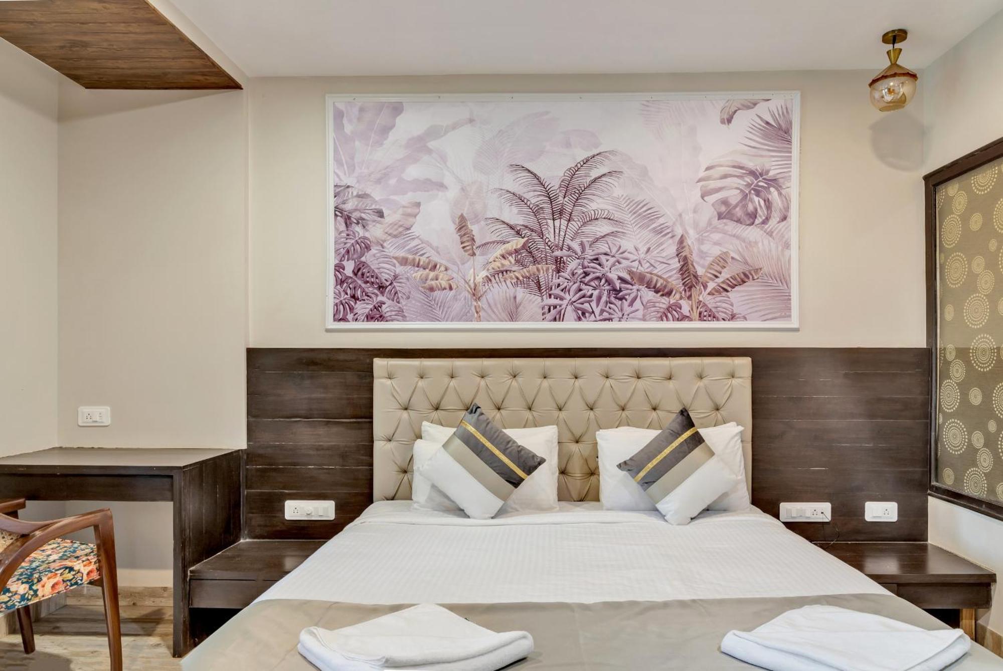 Skon Morjim Beach Resort By Orion Hotels Старый Гоа Экстерьер фото