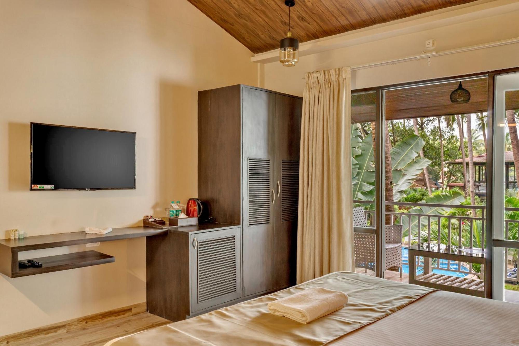 Skon Morjim Beach Resort By Orion Hotels Старый Гоа Экстерьер фото